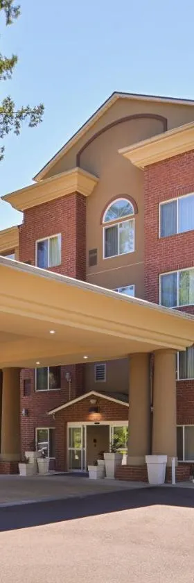 Holiday Inn Express & Suites Lacey - Olympia by IHG，位于莱西的酒店