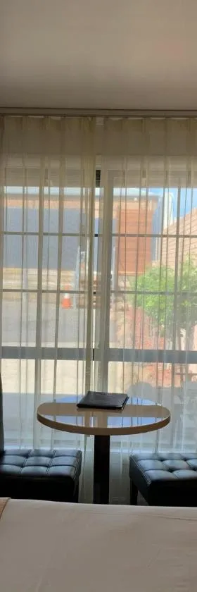 昂首阔步汽车旅馆，位于亚斯的酒店