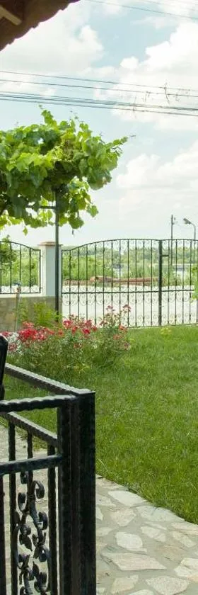 Къща за гости Лодката，位于Tutrakan的酒店