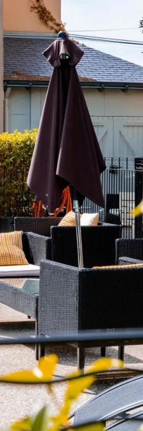 Hôtel Villa Flornoy Pornichet Baie de la Baule，位于波尔尼谢的酒店