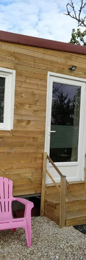 Tiny house，位于Amécourt的酒店