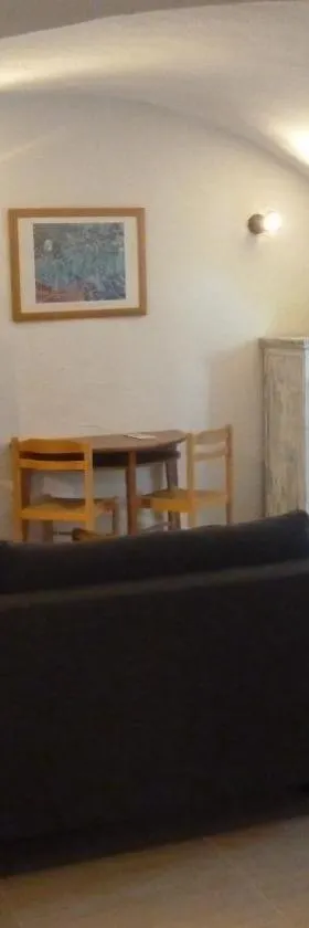 Appartement tout confort 2-4 personnes Joyeuse-ARDECHE，位于茹瓦厄斯的酒店