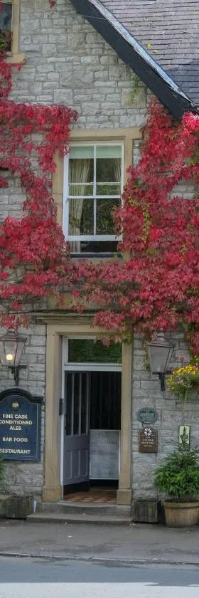 Calf's Head Hotel，位于克利夫罗的酒店