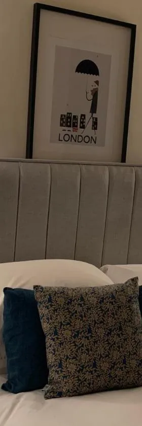 Bar 145，位于Droux的酒店