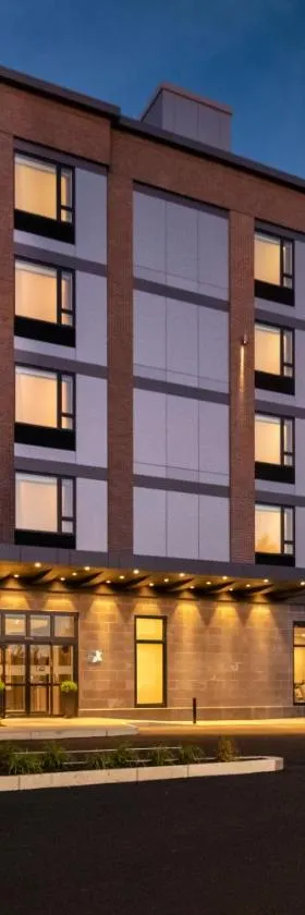 Staybridge Suites - Boston Logan Airport - Revere by IHG，位于里维尔的酒店