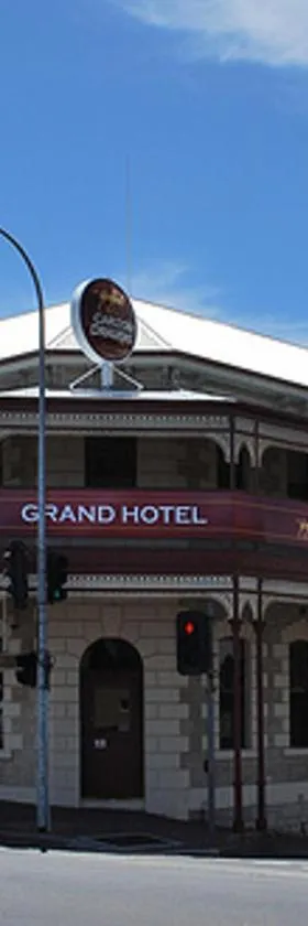 The Grand Hotel Millicent，位于Millicent的酒店