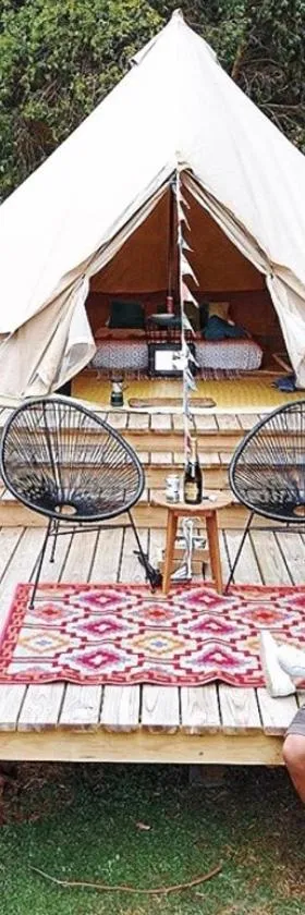 Iluka Retreat Glamping Village，位于红山南的酒店