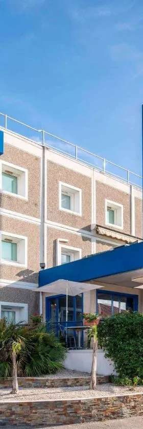ibis budget Antibes Sophia Antipolis，位于瓦洛里的酒店