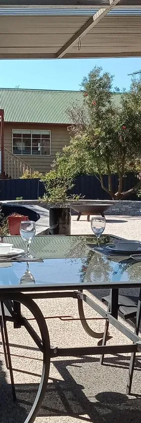 Parkway Place B&B，位于Clifton Springs的酒店