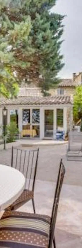 Provence Dream Chalet，位于尤尚的酒店