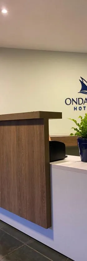 Hotel Onda Azul，位于瓦伦萨的酒店