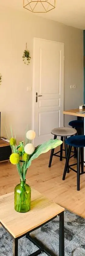 Un confort chaleureux au Rendez-vous，位于尔龙河畔若吉斯的酒店