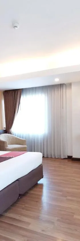 艾维昂酒店，位于莱卡邦的酒店
