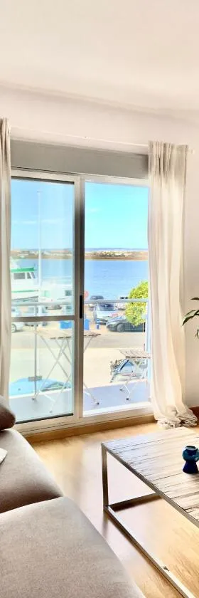 Apartamento Mirando al Guadiana Centro，位于阿亚蒙特的酒店