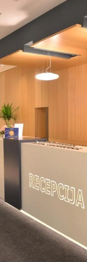 波热加酒店，位于Požega的酒店