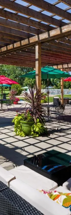 Lake Okoboji Resort and Conference Center，位于欧克博奇的酒店