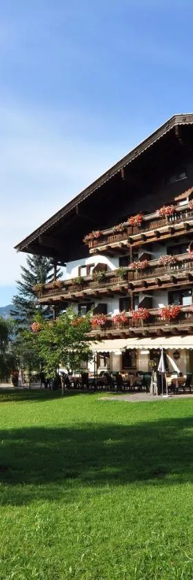 基茨比厄尔阿尔卑斯山国王酒店，位于蒂罗尔州奥伯恩多夫的酒店