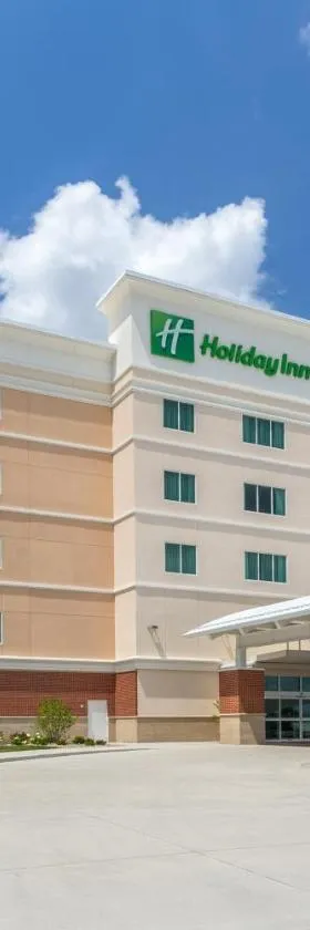 Holiday Inn & Suites - Jefferson City by IHG，位于杰斐逊城的酒店