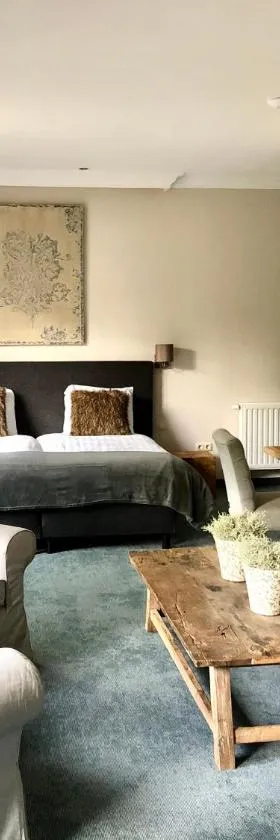 Landhuis Hotel de Hilkensberg，位于布鲁克赫伊曾的酒店