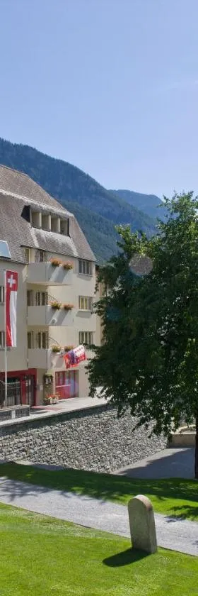 Schlosshotel - Self Check-In Hotel，位于布里格的酒店