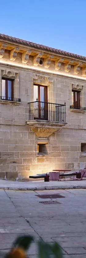 Palacio de Samaniego，位于萨马涅戈的酒店