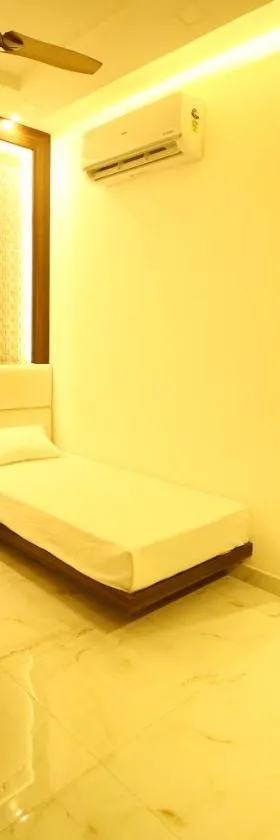Hotel Byke Ride - Walkable from Agra Cantt Railway Station，位于阿格拉的酒店