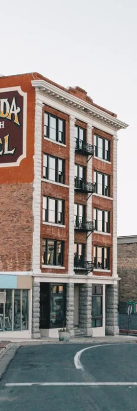 Belvada Hotel，位于托诺帕的酒店