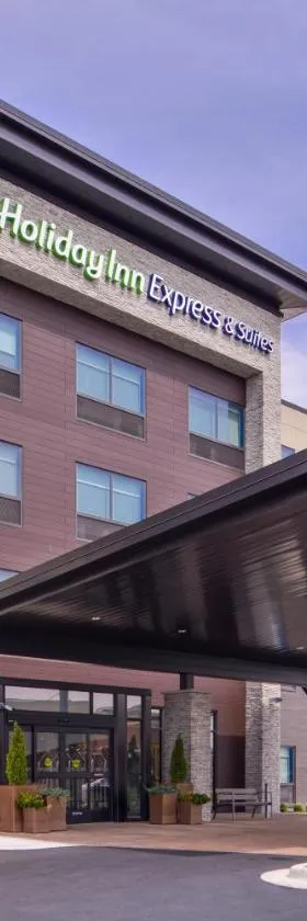 Holiday Inn Express & Suites - Olathe West by IHG，位于奥拉西的酒店