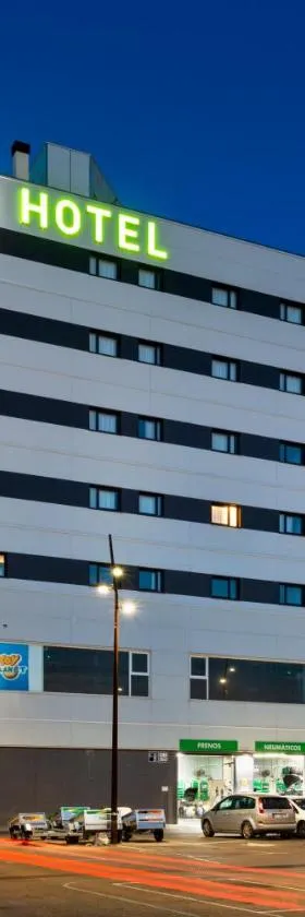 B&B HOTEL Almería Vicar，位于阿瓜杜尔塞的酒店