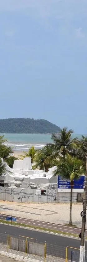 Apartamento vista mar Praia Grande，位于Praia Grande的酒店