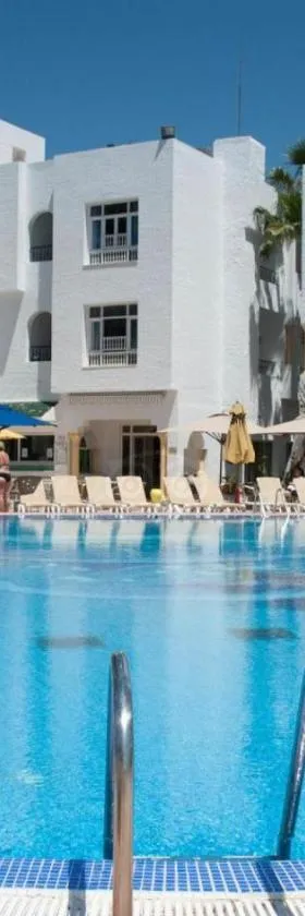 Hotel Nesrine Hammamet，位于哈马马特的酒店