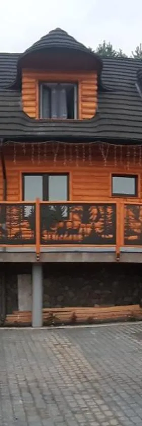 Sosnowy Dworek SABAT，位于Imielno的酒店