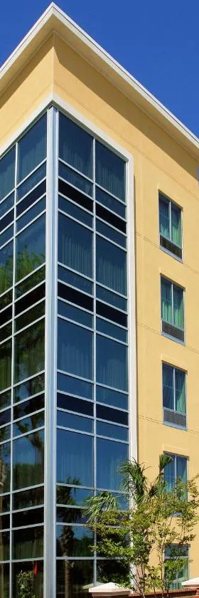 Comfort Suites Charleston West Ashley，位于查尔斯顿的酒店