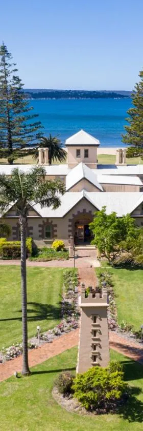 Seahorse Inn Hotel & Villas，位于伊登的酒店