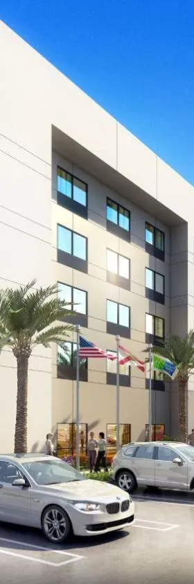 Holiday Inn Express Doral Miami by IHG，位于多拉的酒店