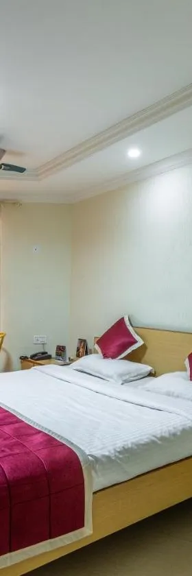 KSTDC Hotel Mayura Nisarga Pearl Valley，位于Anekal的酒店