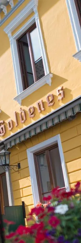 Hotel-Garni Goldenes Kreuz，位于格赖因的酒店