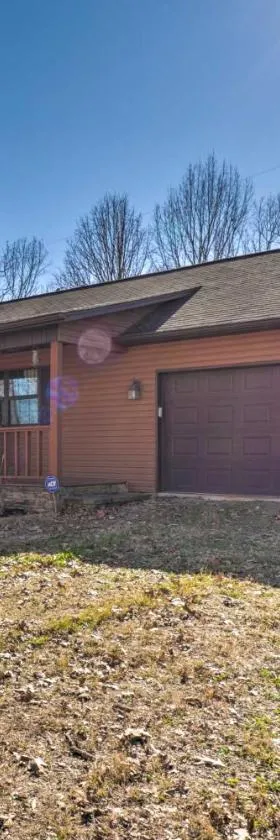 Secluded Marble Falls Family Home with Mtn Views!，位于Marble Falls的酒店