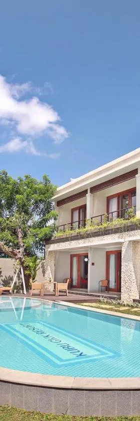 Kubu GWK Resort，位于金巴兰的酒店
