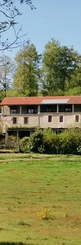 B and B Sycomore, La Bouriotte，位于Labastide-Rouairoux的酒店