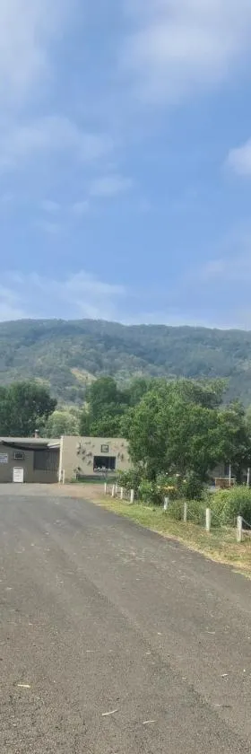 山谷美景汽车旅馆，位于Murrurundi的酒店