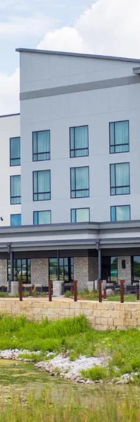 Hyatt Place Altoona/Des Moines，位于阿尔图纳的酒店