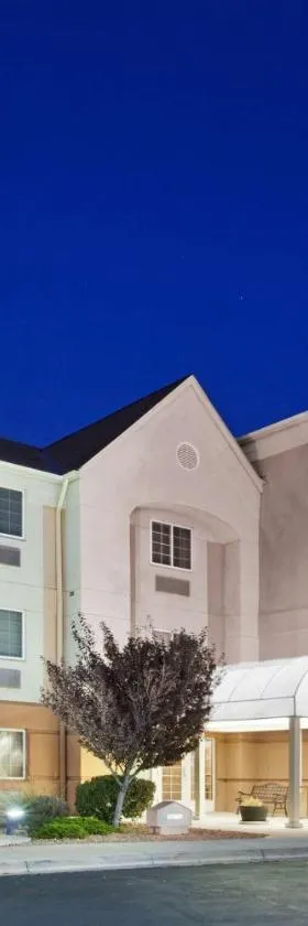 Sonesta Simply Suites Albuquerque，位于阿尔伯克基的酒店