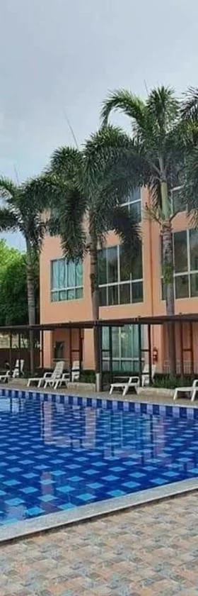 The Victory Hotel，位于Ban Muang Daeng的酒店