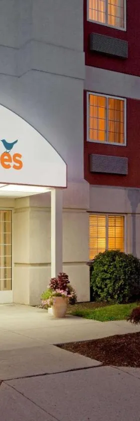 Sonesta Simply Suites Boston Braintree，位于布伦特里的酒店