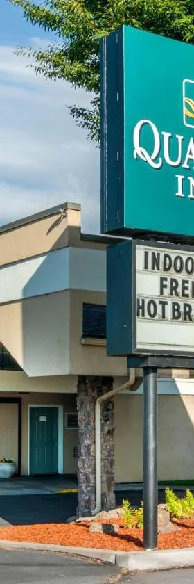 Quality Inn Klamath Falls - Crater Lake Gateway，位于克拉马斯福尔斯的酒店