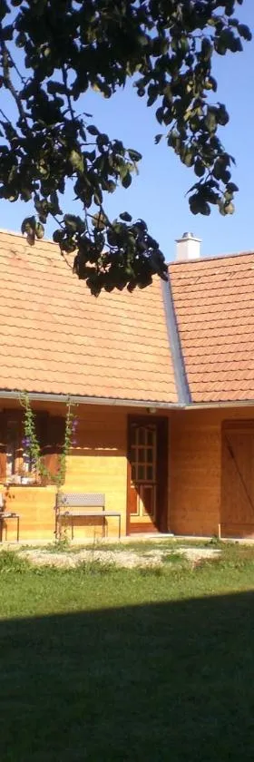 Naturpark Ferienhaus，位于Szalafő的酒店