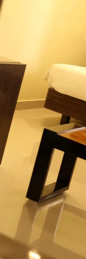 Sri Gnana Vedha Beach Residency，位于维尔尼甘尼的酒店