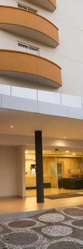 Hotel Caiuá Express Umuarama，位于乌穆阿拉马的酒店