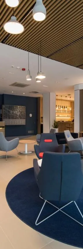 Holiday Inn Express Warsaw - Mokotow by IHG，位于华沙的酒店